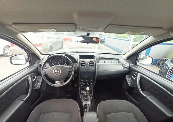 Dacia Duster cena 37900 przebieg: 135000, rok produkcji 2015 z Rzeszów małe 191